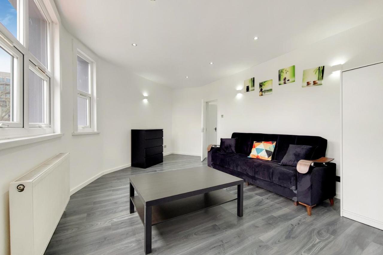 Lovely 4 Bed Apartment Perfect For Families! Londra Esterno foto