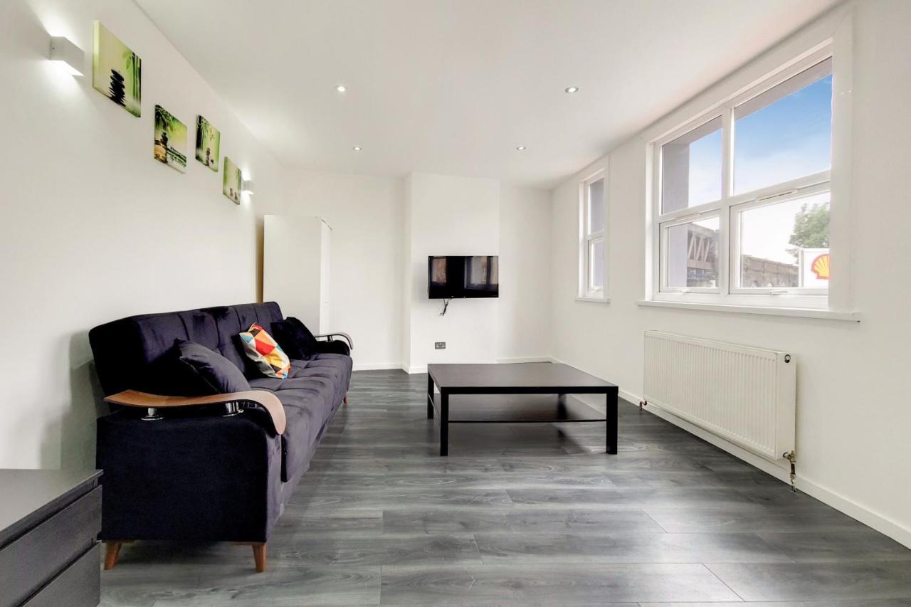 Lovely 4 Bed Apartment Perfect For Families! Londra Esterno foto