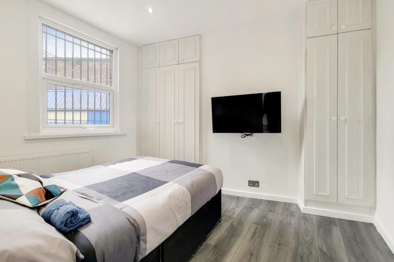 Lovely 4 Bed Apartment Perfect For Families! Londra Esterno foto